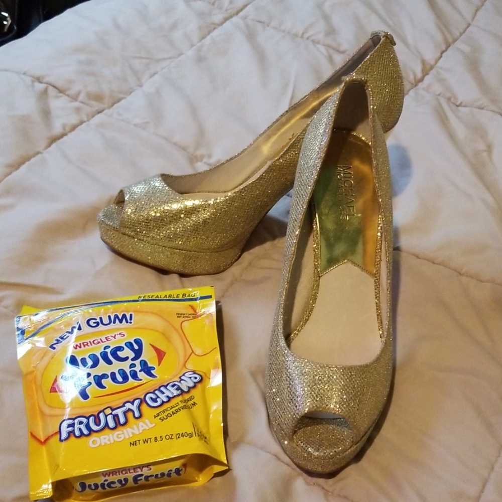 Michael Kors dress shoe. Flash sale $25